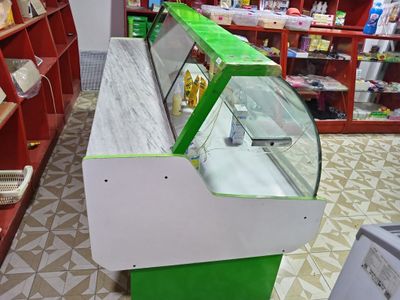 Ветрина холодильник