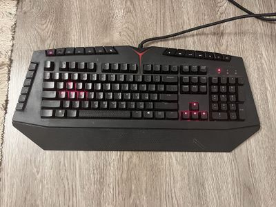Механическая клавиатура с подстветкой Lenovo Y Gaming Keyboard
