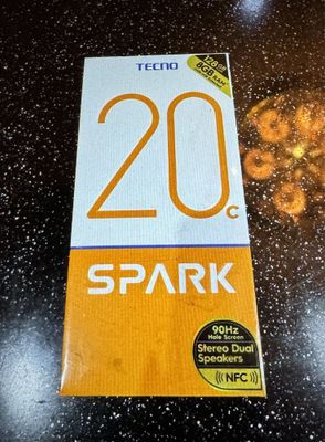 Tecno Spark 20c телефон новый в упаковке