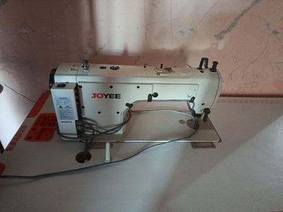 Тикув машинаси сотилади JOYEE