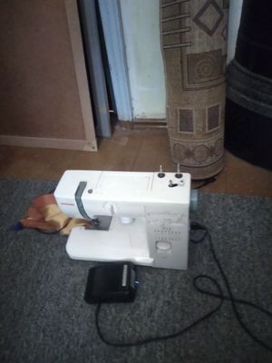 Срочно продается гЧирчик швей нный машина
