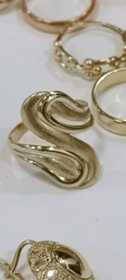 Золотое кольцо, цвет жёлтый, Проба 585, вес 3,56. Гр