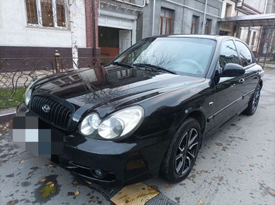 HUNDAY SONATA не битая не крашенная ест петно