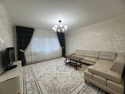 Продается 3х ком. квартира, ор-р: улица Кунаева, 72 м2