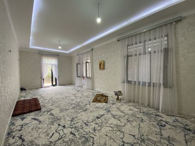 Таййор 5,5 соту уй сотилади Юнусобод тумани котта йўлга 200-250 метр