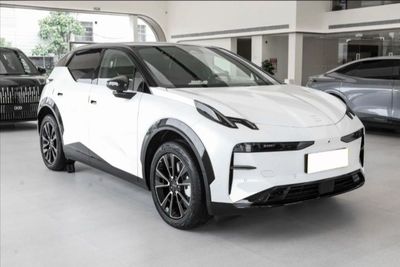 Zeekr X 2025 — электромобиль, полный привод. Под заказ.