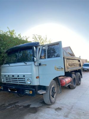 Kamaz ideal holatda srochni sotiladi