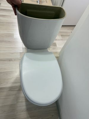 Продается унитаз