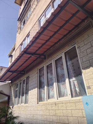 Качественная установка козырьков,бельевых роликов и навесов