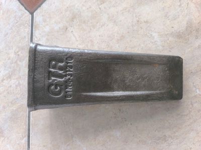 ZUB 61N4-31210 tuproq