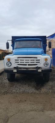 Zil 130 .