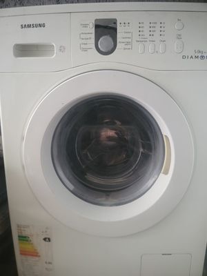 Срочно без дефектов идеально рабочая SAMSUNG Diamond 5kg