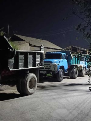 Qum Klinets sheben tosh Kampot 70\30 Tuproq Man Howo Zil Kamaz