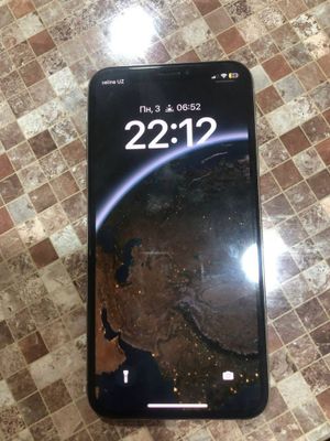 Iphone x srochna sotiladi!