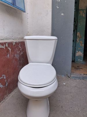 Продаётся унитаз
