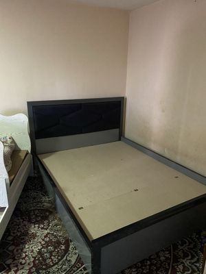 Продается 1.5 кровать, в хорошем состоянии