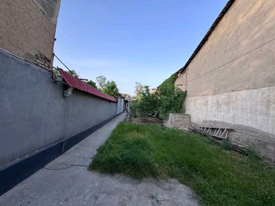 Продаётся дом на Мирабадском районе