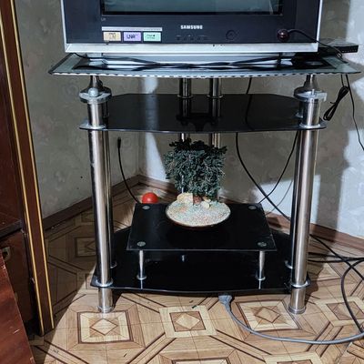 Поставка под телевизор
