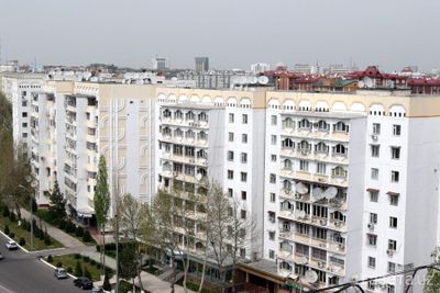 Sergeli 7, Sergeli 8, 300-maktab