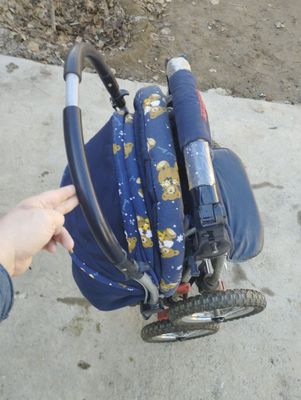Детская коляска почти новая