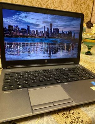 HP notebook icore 7