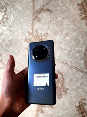 Honor x 9c aybi yoʻq kelishiladi