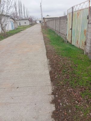 тои тепа ер сотилади мактаб бохча хамаси даступни