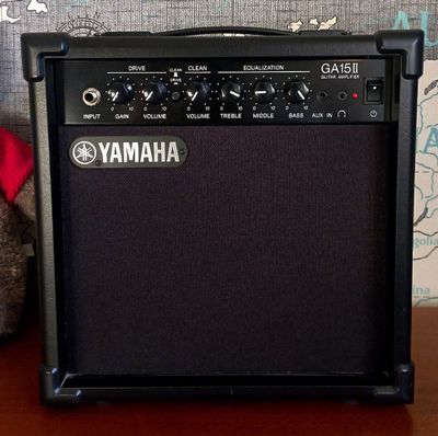 Комбик Yamaha GA15II