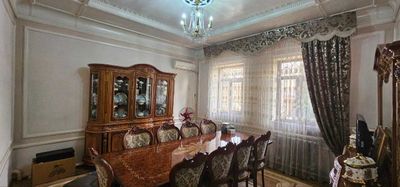 Продаётся участок\3.5 соток\Юнусабад\ор-тир Узнефтьгаз заправка.