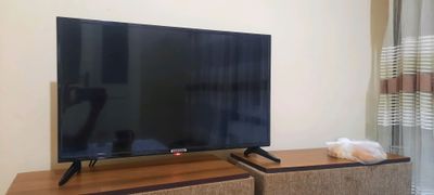 Samsung 32 tali TV smart Holati ideal aybi yoq .