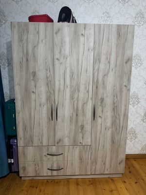 Шкаф сделанный на заказ
