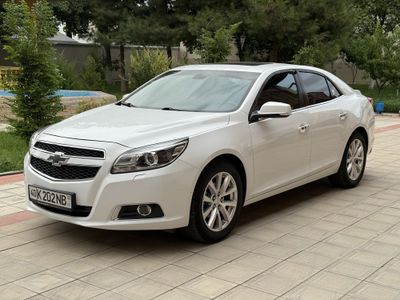 MALIBU 3- пазитция автомат 2015 йил