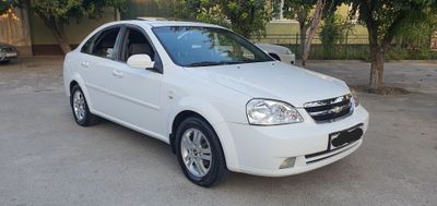 Lacetti 1.8 A.T 2011.