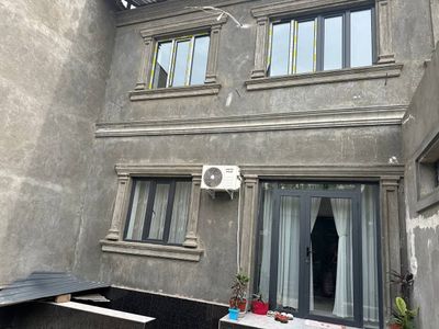 Продаю 1,5 Сот 4 ком Олмас махаля 2 этажный