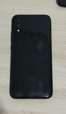 Redmi 7 4/32 в хорошем состоянии