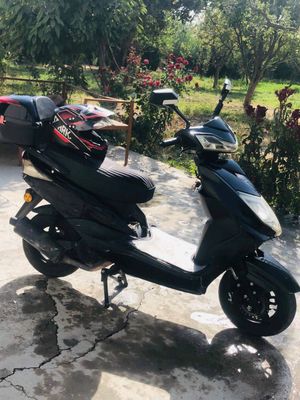 Скутер бонго 150 м3