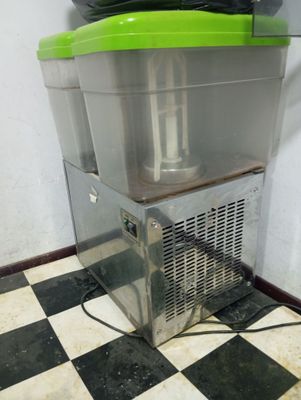 Sok apparat sotiladi