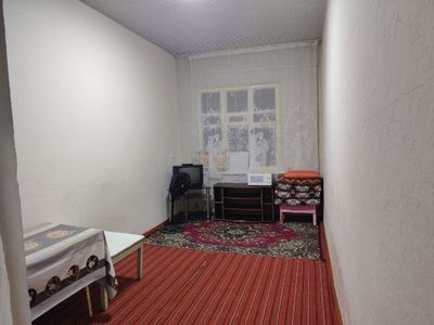 БАБУРА улица(Парк, Таджмахал ресторан)! Риэлтор! Дешёвая цена! Срочно!