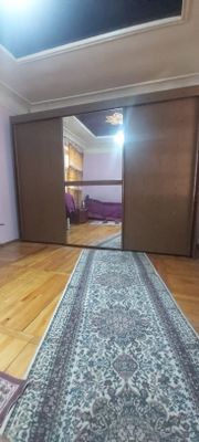 Продаётся спальный гарнитур