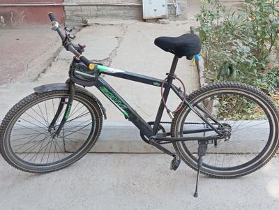 Velosiped 26 sotiladi aybi yoʻq. Narxi 850 ming soʻm.