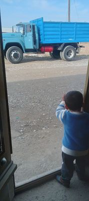 Zil sotiladi sro