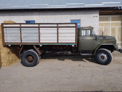 Zil 131 sotiladi