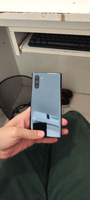 Samsung Note 10 ideal