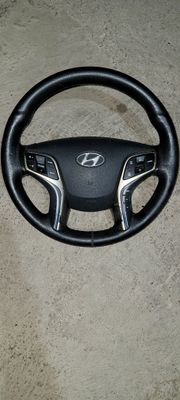 Руль от Hyundai. Airbag целый