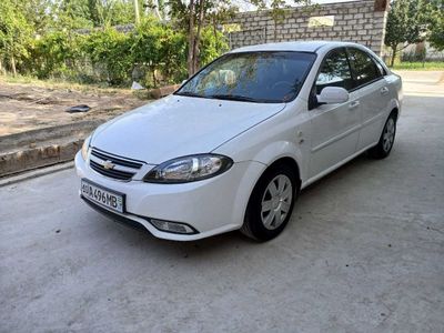 lacetti sotiladi 2009 yil