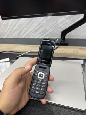 Samsung Gusto 3 Verizon Orginal Gold raqami bilan sotiladi
