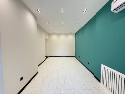 Продаётся не жилое помещения 104м²