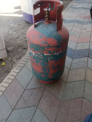 хужалик газ балон сотилади