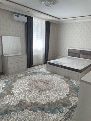 Shayxontoxur tumani Xalqlar dòstligi metrosi yonida ijaraga kvartira