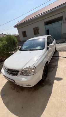 Продается -LACETTI 1.8 ГОД 2009